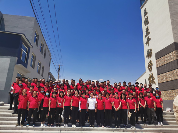 汲取榜樣力量、學(xué)習(xí)拼字精神——2020年黨員活動(dòng)紀(jì)實(shí)