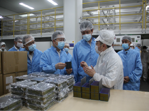 市委書(shū)記靳國(guó)衛(wèi)、市委副書(shū)記、代市長(zhǎng)王心宇到我司調(diào)研工作