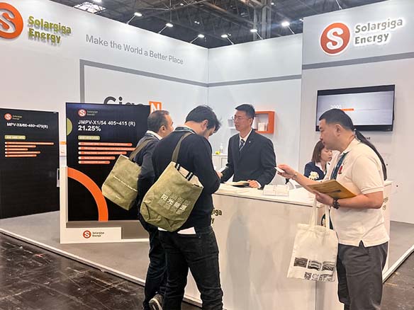 展會(huì)速遞 | 陽(yáng)光能源攜Giga系列全黑組件登陸伯明翰！探索驅(qū)動(dòng)英國(guó)能源轉(zhuǎn)型之路