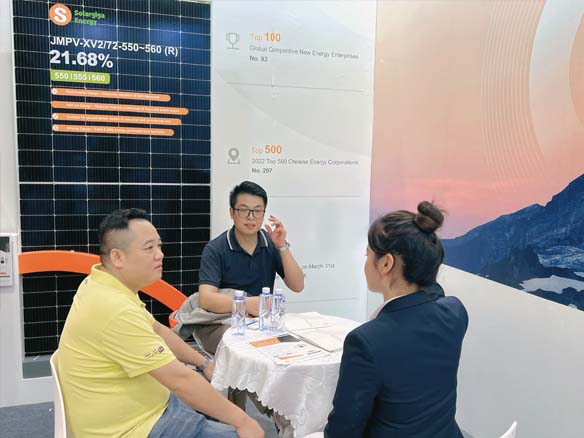 展會(huì)速遞 | 建設(shè)頂樓上的“香港”！陽(yáng)光能源亮相香港環(huán)球資源能源展